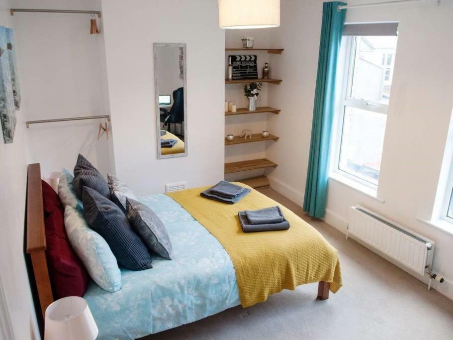 Noble House Exeter Room photo